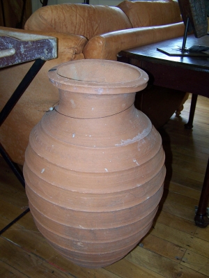 Image of Armenian Terracotta urn