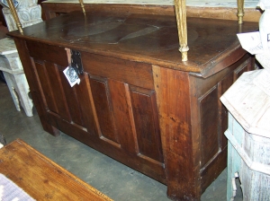 Image of Spanish 18thC coffer