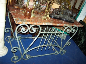 Image of French marble & Iron Hunting table